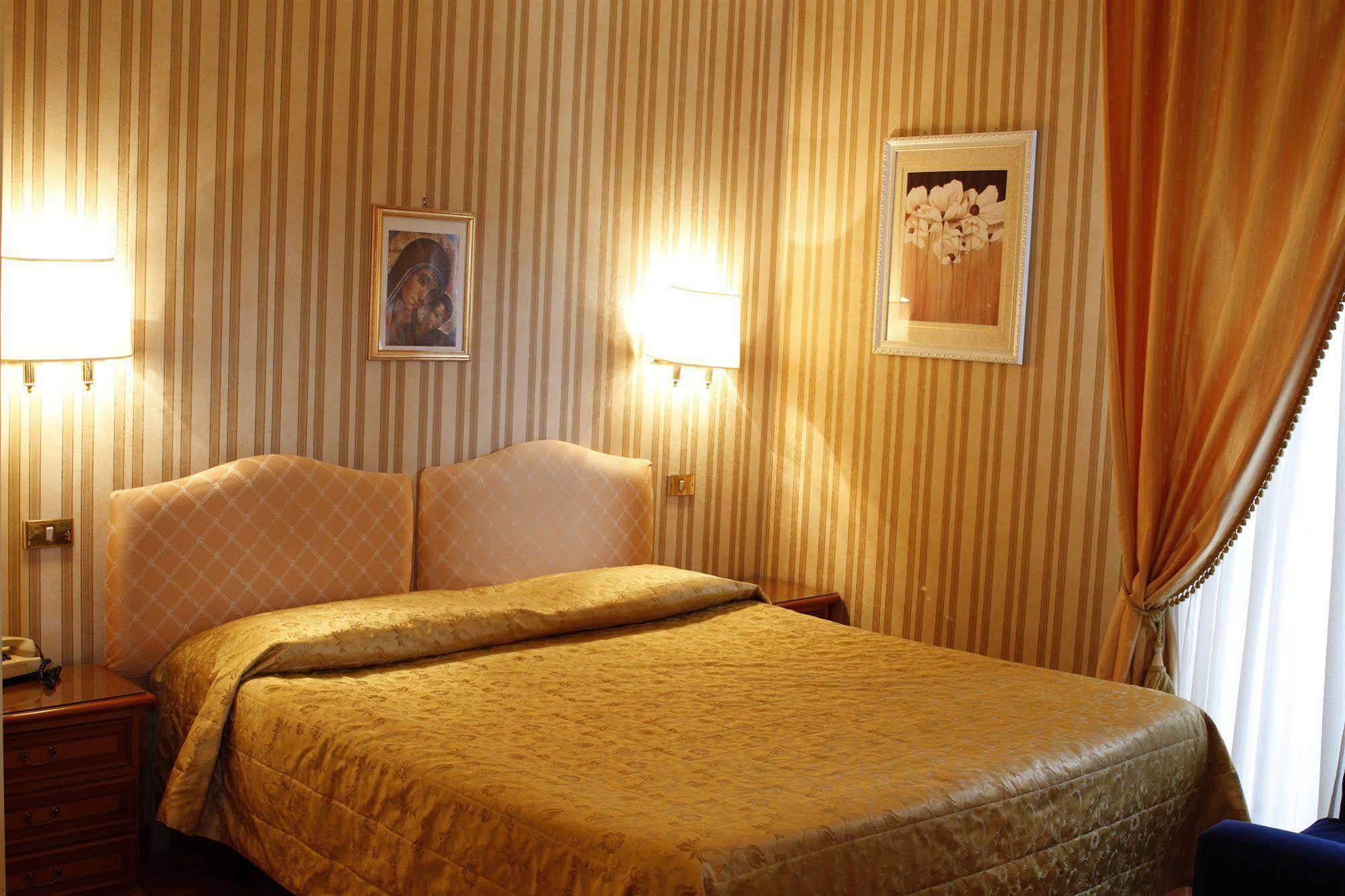 Hotel Viminale Rome Exterior photo